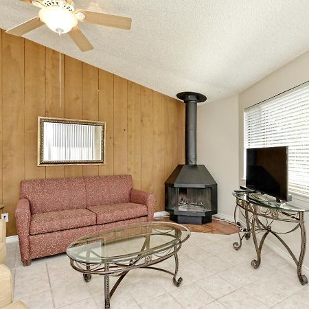 Lake Travis Bungalow Casita Golden Rod #2 Lakeway Εξωτερικό φωτογραφία