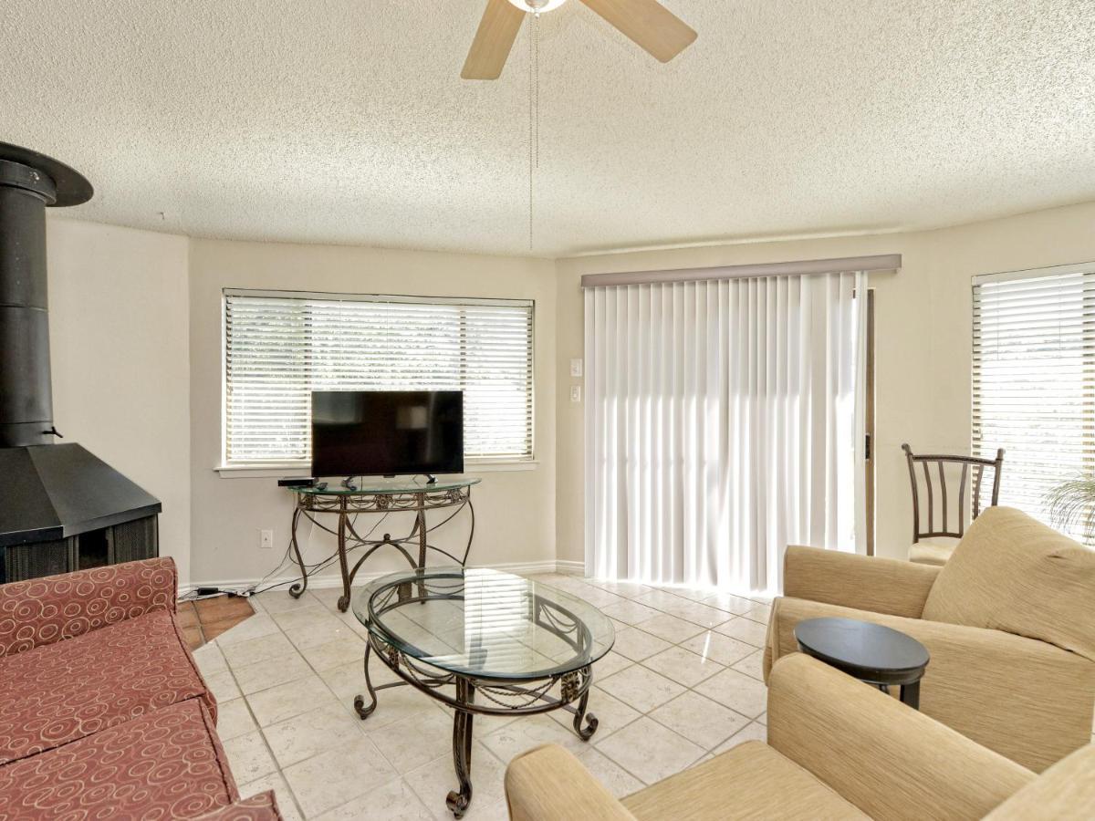Lake Travis Bungalow Casita Golden Rod #2 Lakeway Εξωτερικό φωτογραφία